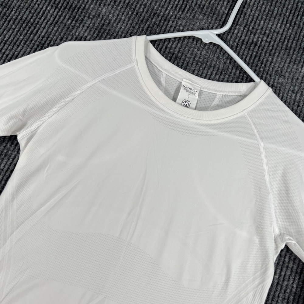 Athleta Seamless Shirt Womens Small White Long Sleeve Performance Yoga Gym